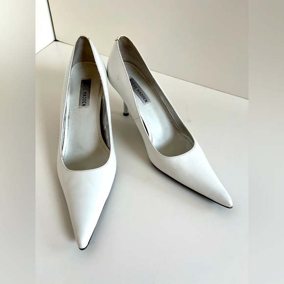 Steve Madden Shoes - Size 8 White Steve Madden pumps